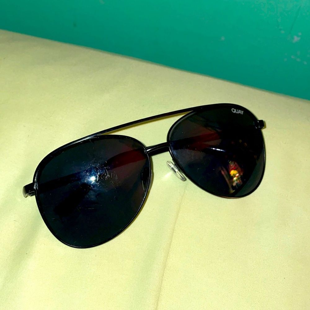 QUAY black aviator sunglasses